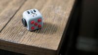 Fidget Cube, le gadget pour les nerveux