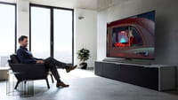 Panasonic signe une immense TV OLED 77'
