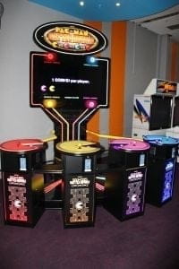 La salle de jeux vidéo La Tête dans les nuages relance son concept