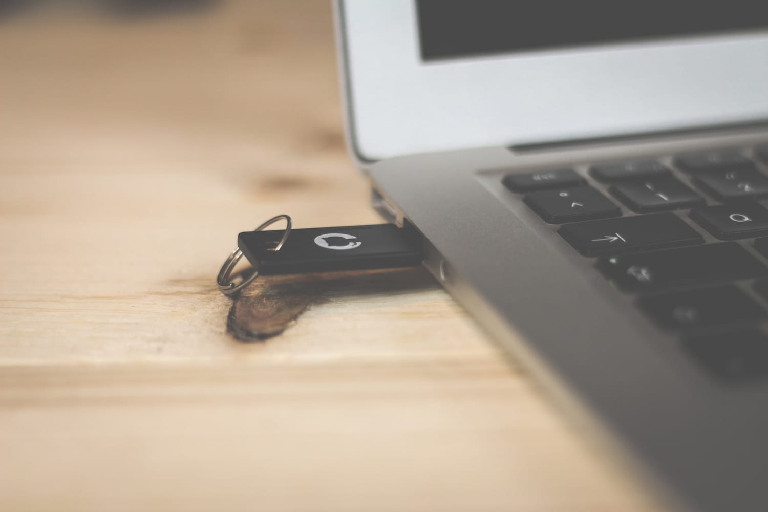 format thumb drive for mac and pc