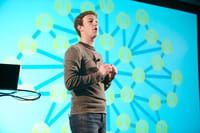 Facebook, l'entreprise et le salarié : un difficile ménage à trois ?