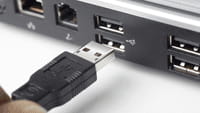 Vers un standard USB Type-C plus sûr