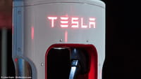 Tesla fusionne avec Solar City