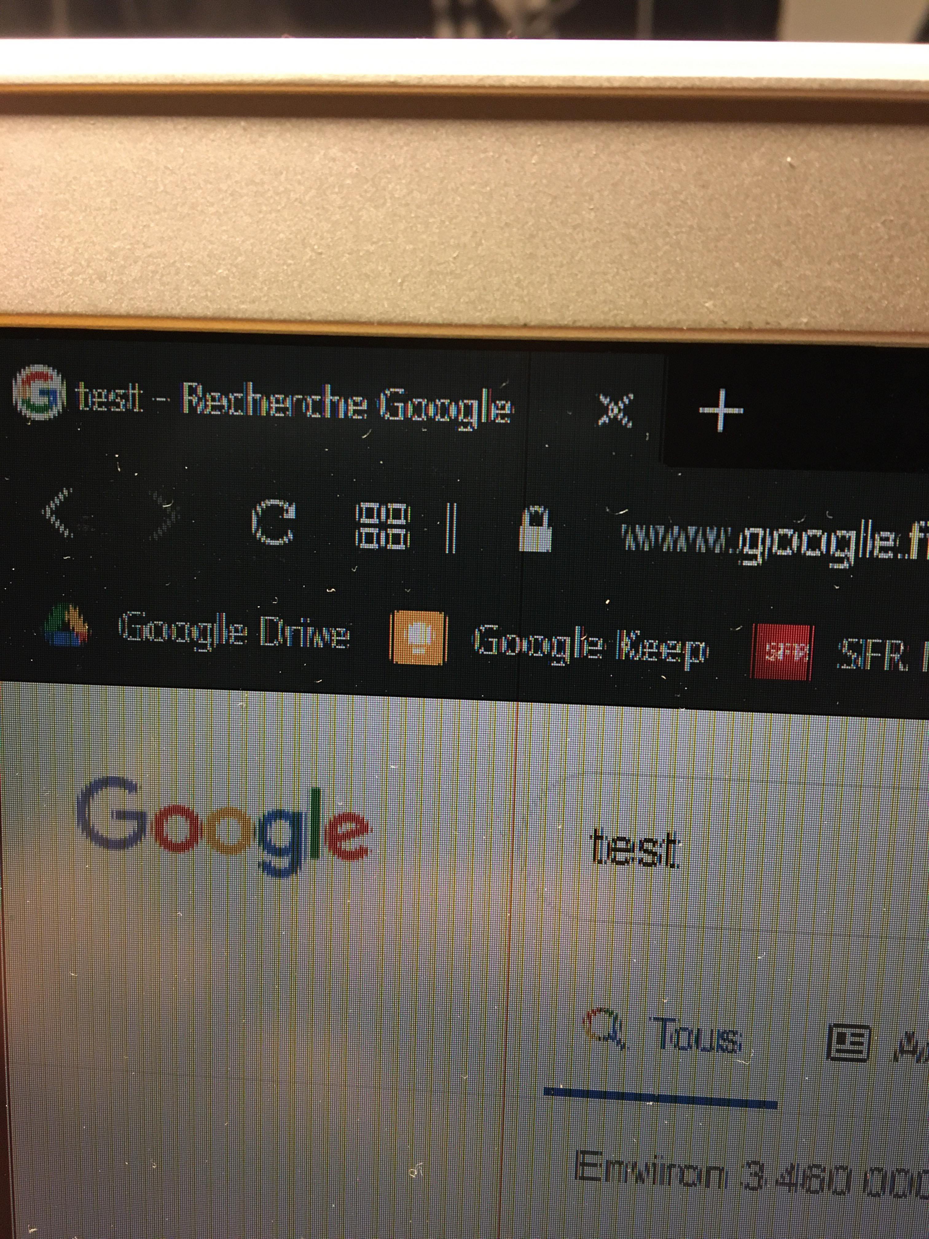 Mon Ordinateur Lenovo S'allume Mais L'écran Reste Noir Quadrillage jaune intempestif sur l'écran de mon LENOVO IDEAPAD 510S