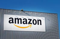 Confinement : Amazon continue à vendre malgré la condamnation en justice