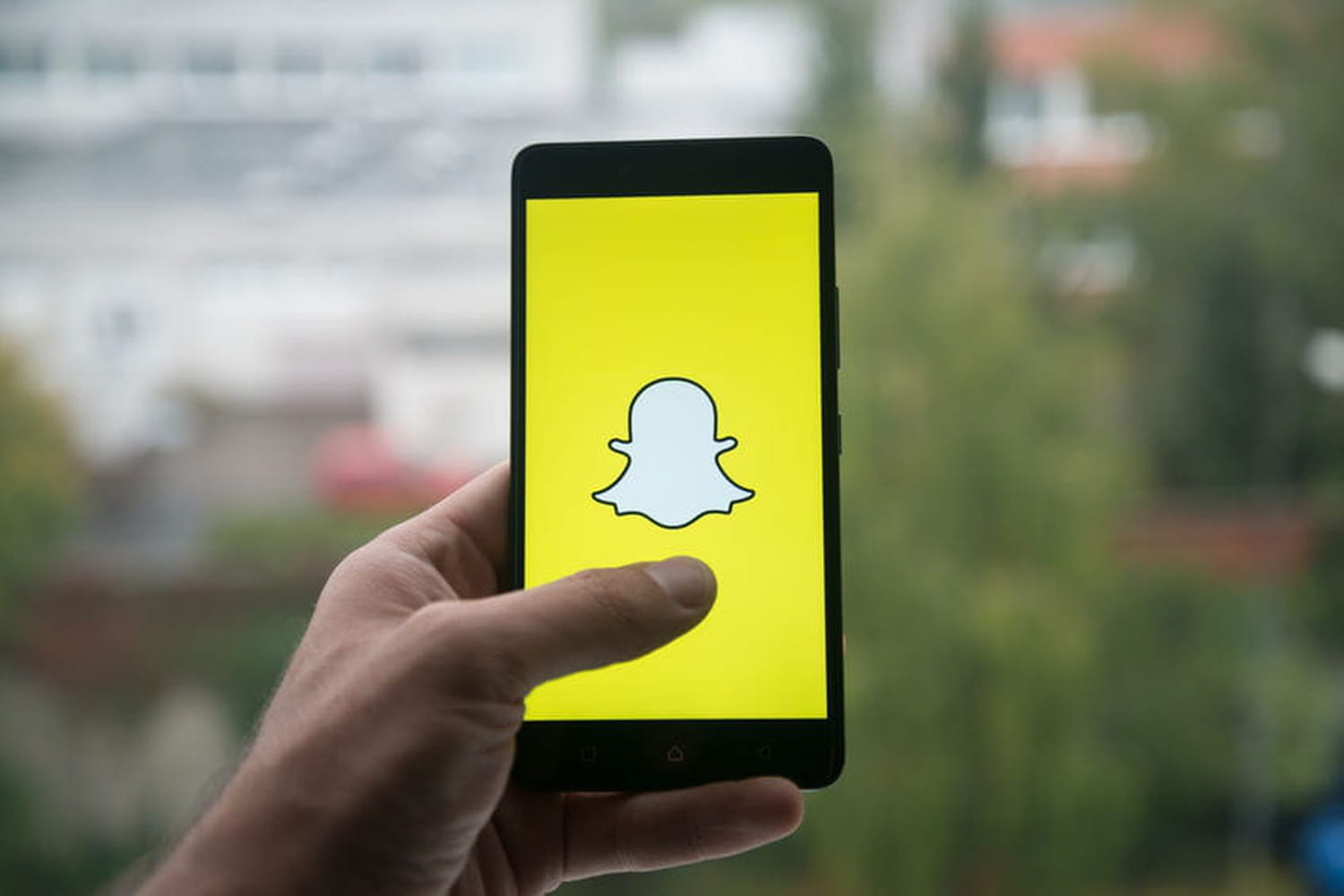 Snapchat dark mode: Android, iPhone, APK - Vimarsana News
