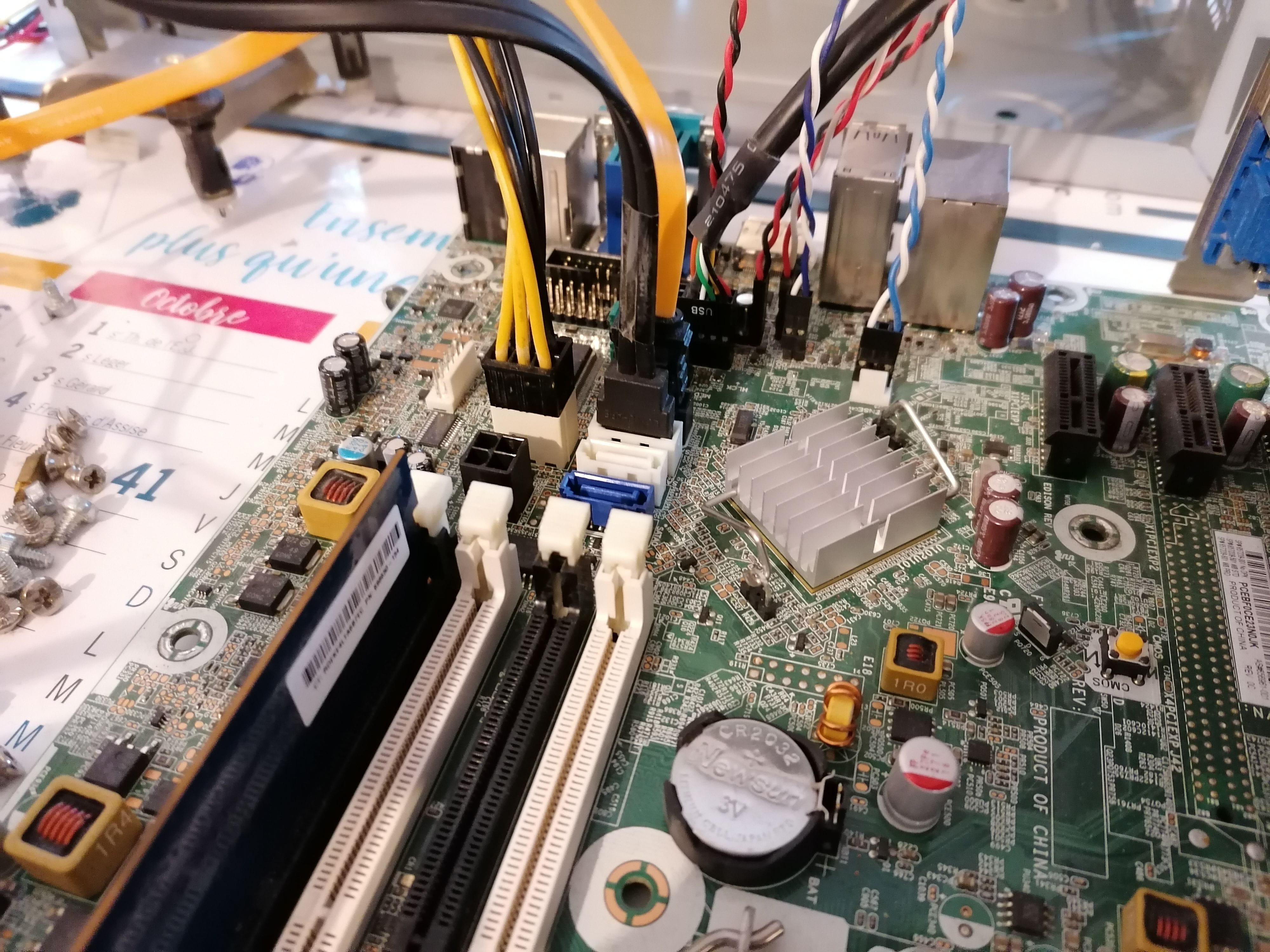 Branchement carte mère INTEL core I3