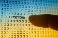 Les professionnels gèrent mal leurs identifiants et mots de passe, selon une étude