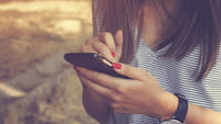 La ville s’adapte aux accros du portable