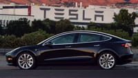 Tesla sort sa première Model 3